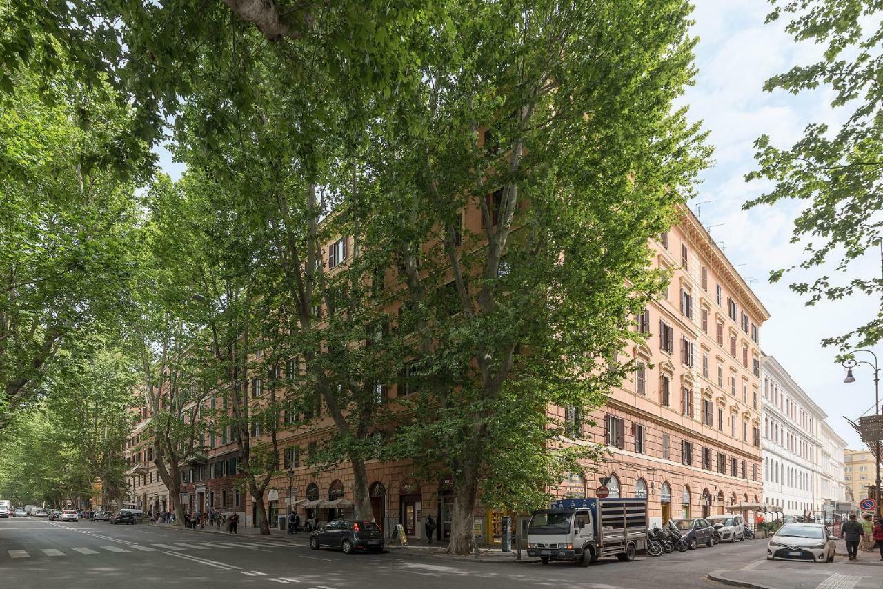 Colosseo Cozy Apartment Rome Bagian luar foto