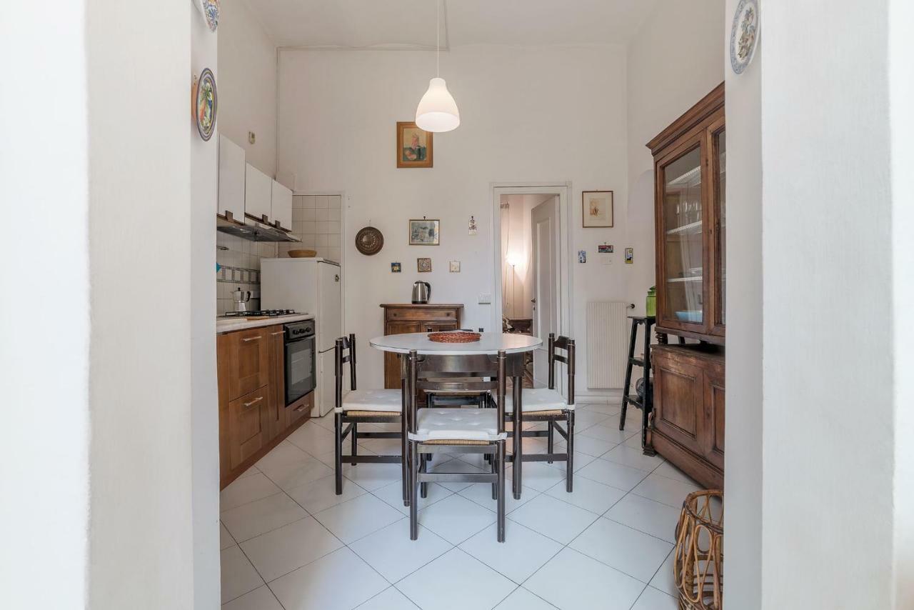 Colosseo Cozy Apartment Rome Bagian luar foto